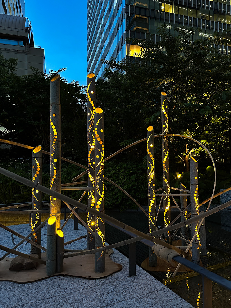 「Otemachi One 竹あかり-灯りの蕾-」会場