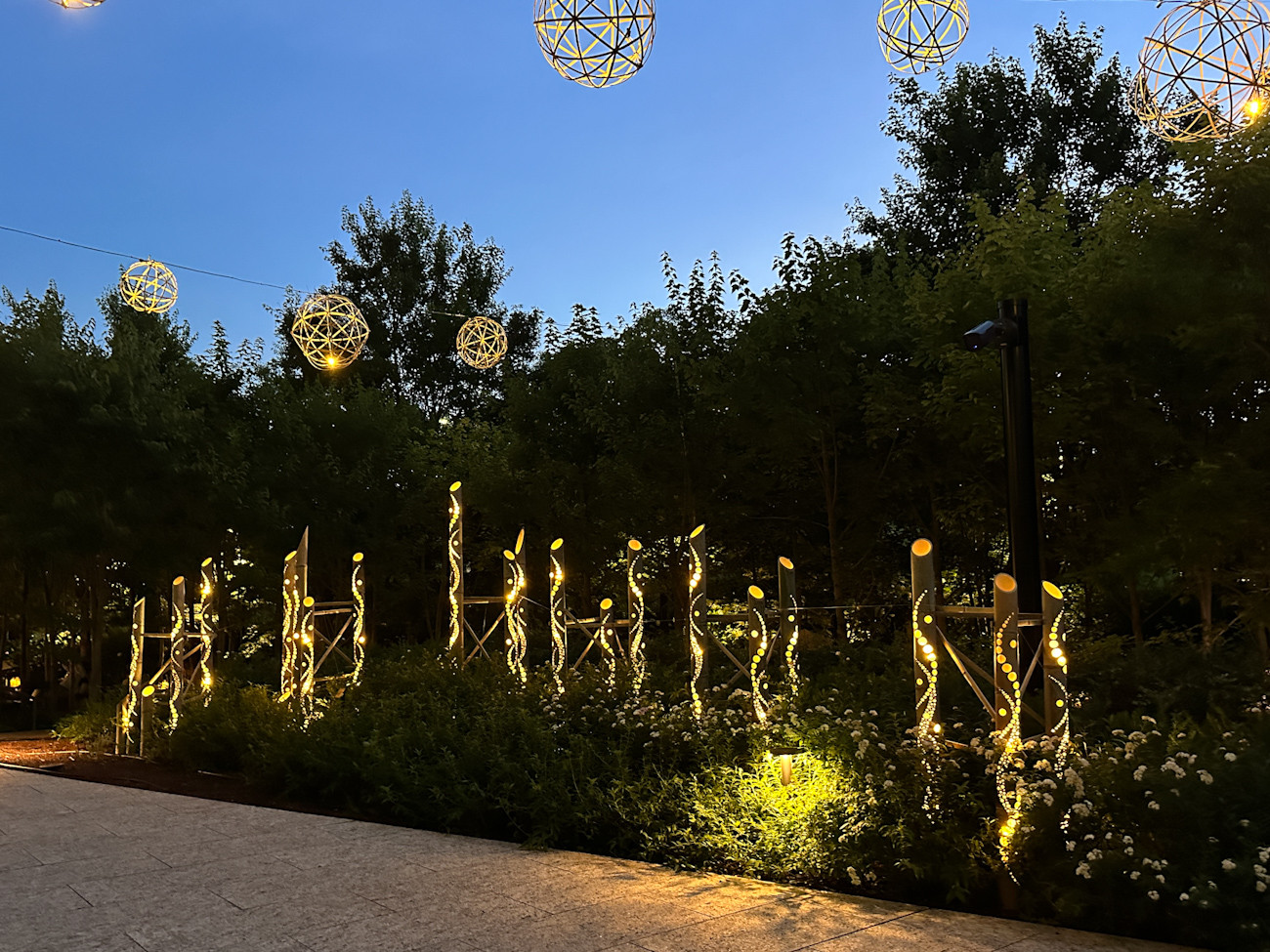 「Otemachi One 竹あかり-灯りの蕾-」会場