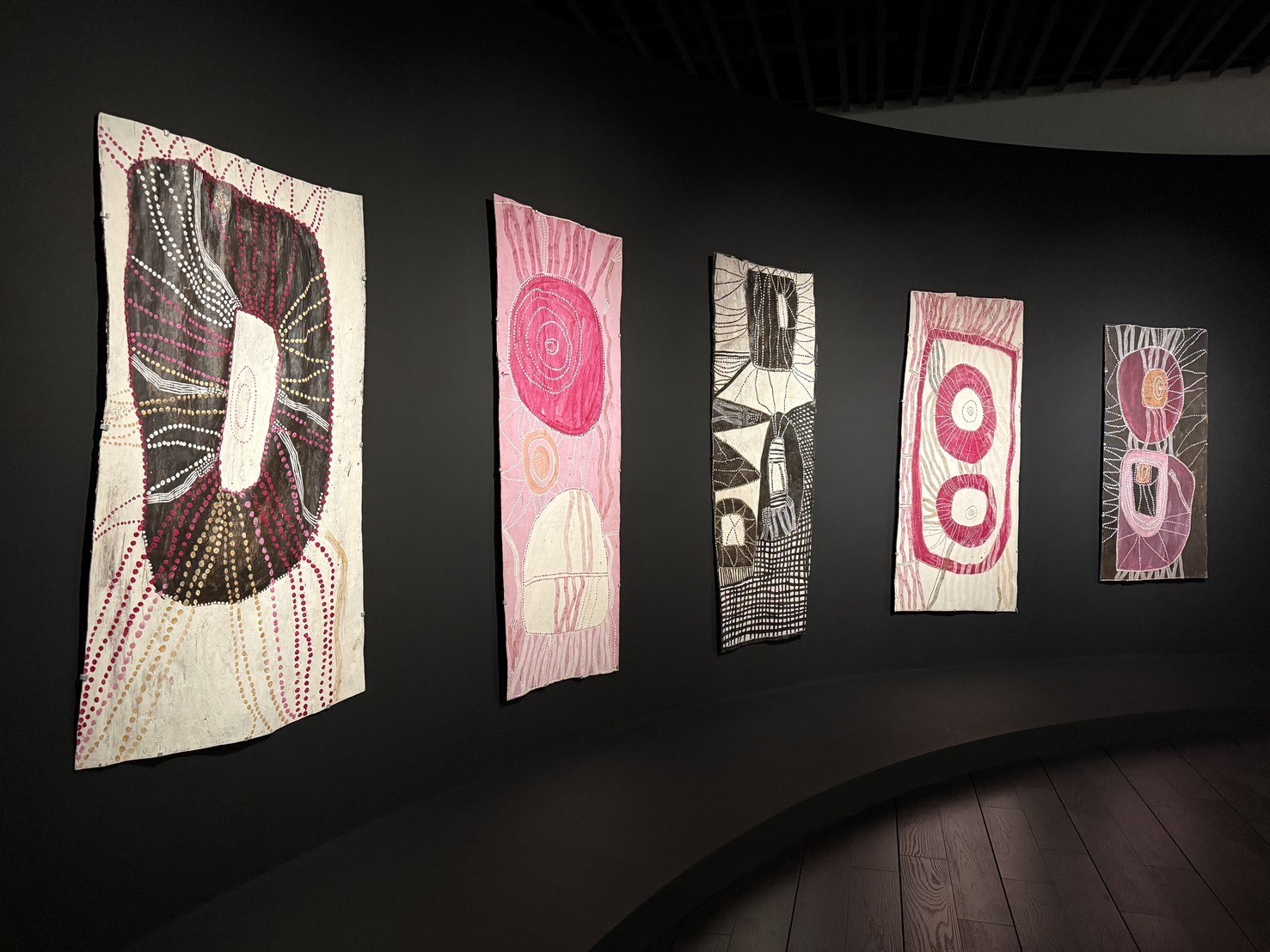 アーティゾン美術館「彼女たちのアボリジナル・アート オーストラリア現代美術」会場