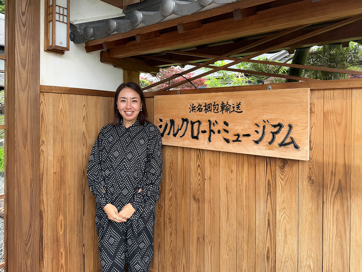 浜名梱包輸送 シルクロード・ミュージアム 鈴木美智子さん