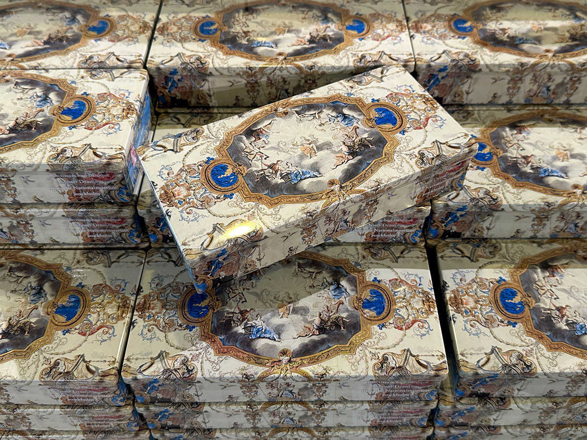 素描コレクション展×ヨックモック　ドゥーブル ショコラオレ缶