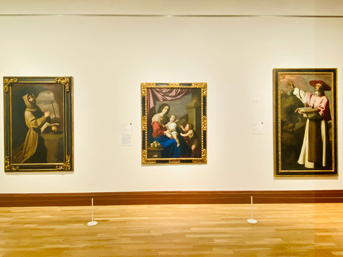 フランシスコ・デ・スルバラン　左から《洞窟で祈る聖フランチェスコ》1658年、《聖母子と聖ヨハネ》1658年、《聖ヒエロニムス》1640-45年頃