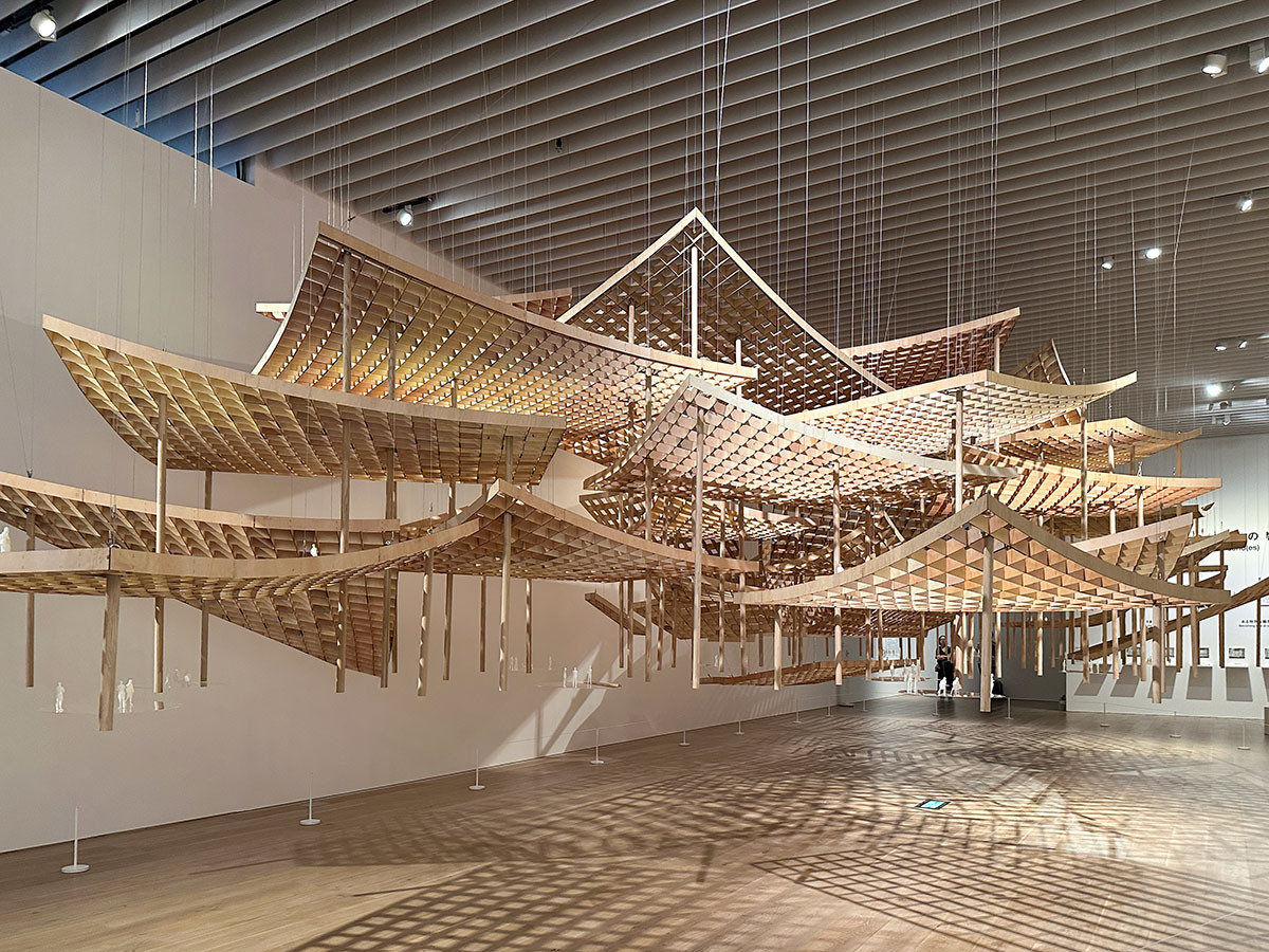 森美術館「藤本壮介の建築:原初・未来・森」会場より「7 たくさんの ひとつの 森」