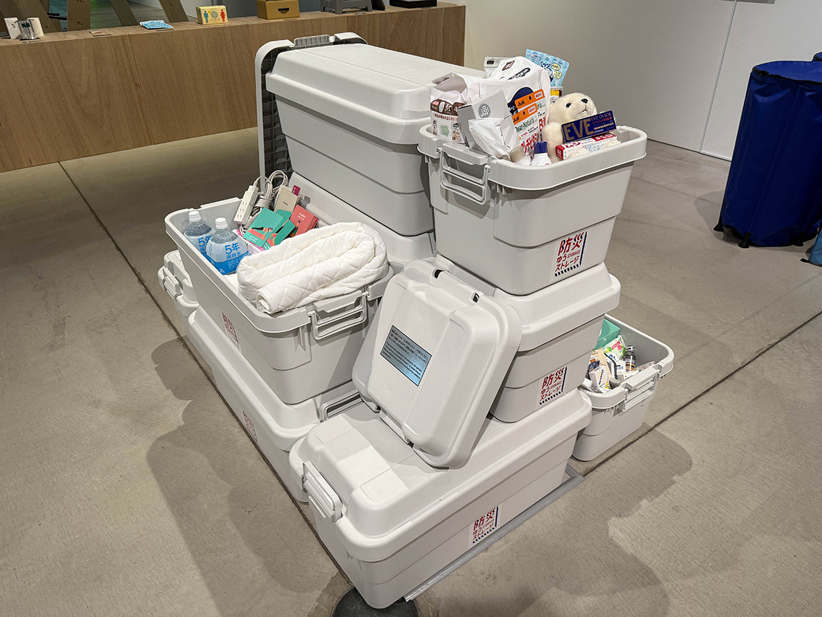 日本郵便株式会社+寺田倉庫株式会社《防災ゆうストレージ》