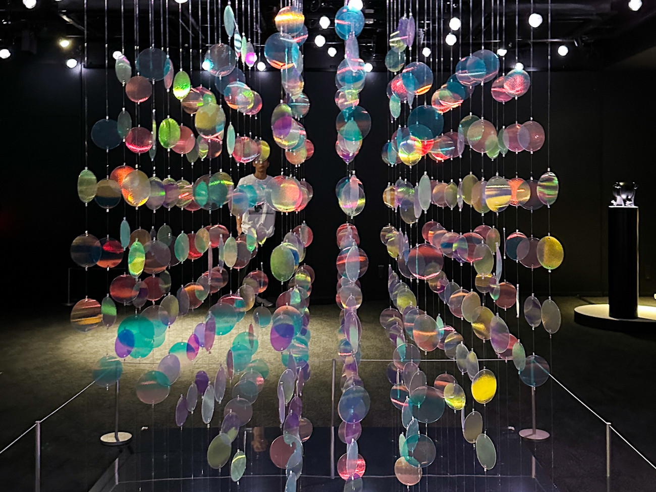 渋谷スカイ「SKY GALLERY」 「INNER NEBULAS｜光が奏でる、夏の星雲」