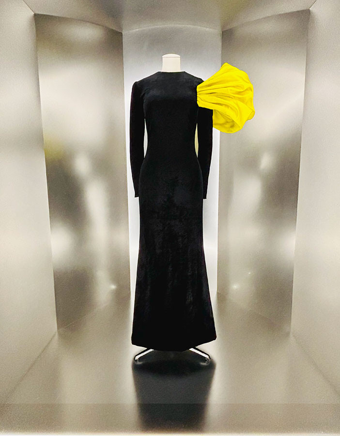 2025年5月カンヌ国際映画祭にて広瀬すずさん着用ドレス