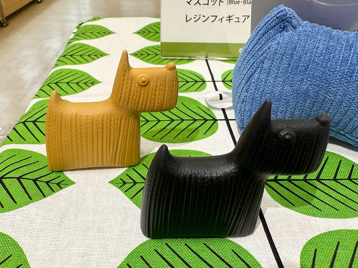 レジンフィギュア(黒、ベージュ)