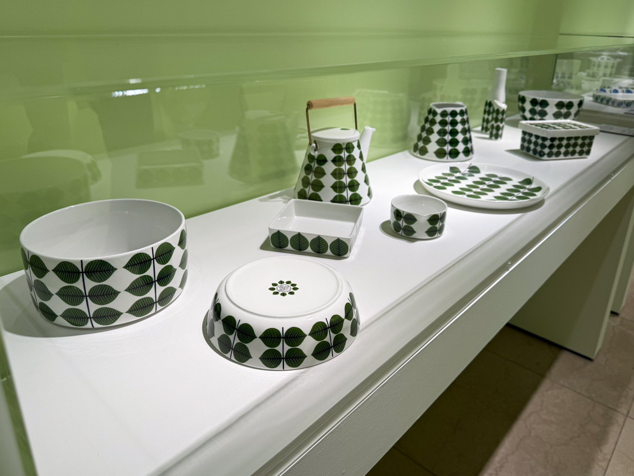 日本橋高島屋「20世紀北欧デザインの巨匠 スティグ・リンドベリ展」会場