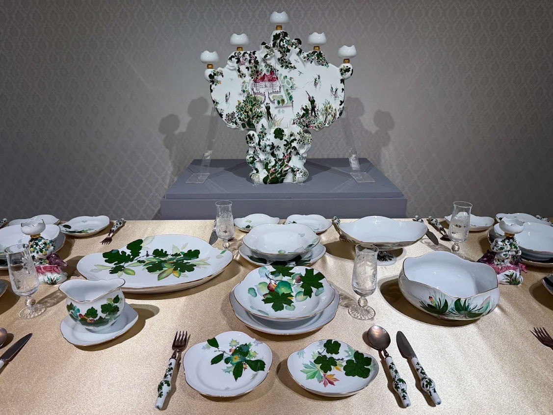 泉屋博古館東京「特別展　ハインツ・ヴェルナーの描いた物語　―現代マイセンの磁器芸術―」