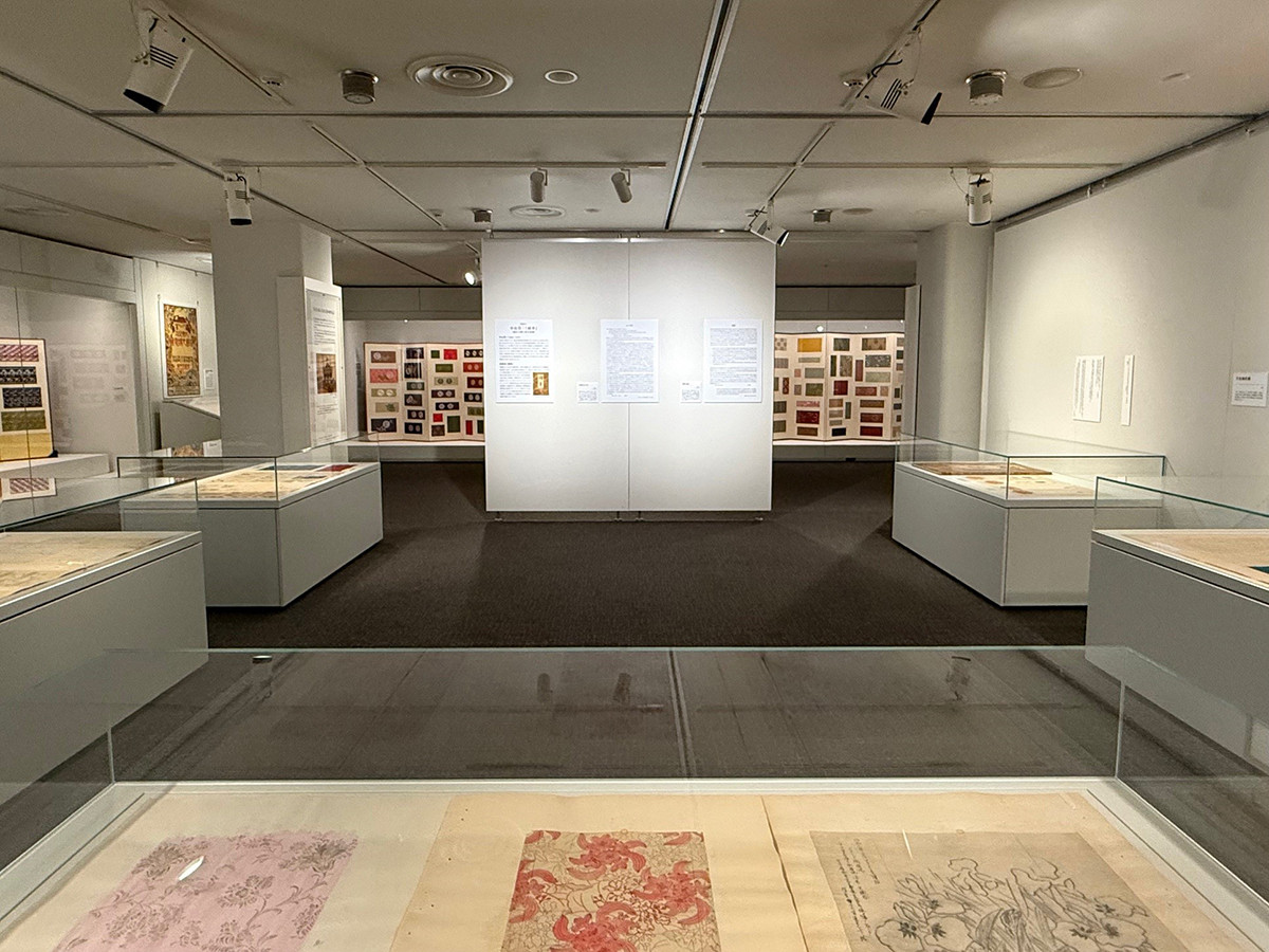 高島屋史料館「Imperial Warrant 皇室の御用達」会場