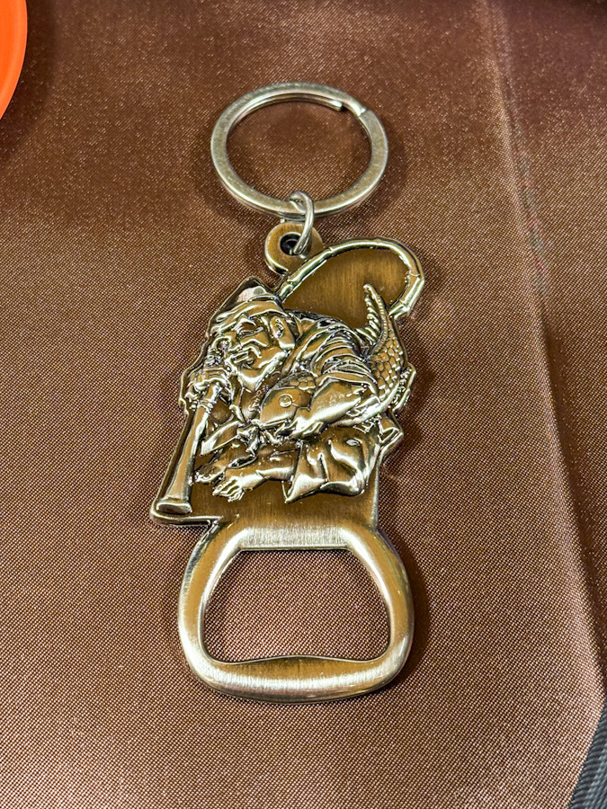 栓抜きキーホルダー