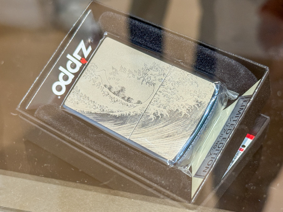 『HOKUSAI - ぜんぶ、北斎のしわざでした。展』ZIPPO