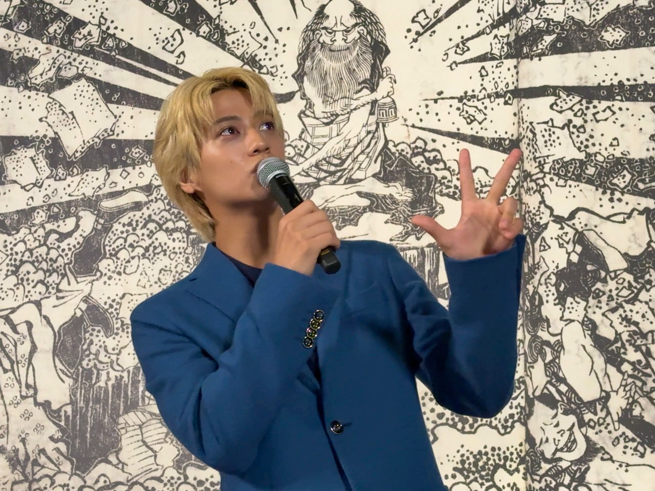 CREATIVE MUSEUM TOKYO 「HOKUSAI－ぜんぶ、北斎のしわざでした。展」会場よりKing ＆ Princeの髙橋海人さん