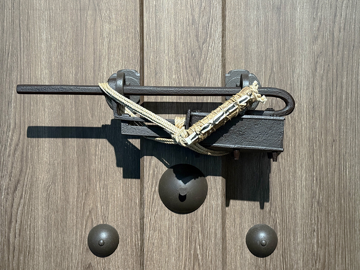 上野の森美術館「正倉院 THE SHOW－感じる。いま、ここにある奇跡－」会場より　勅封の再現展示