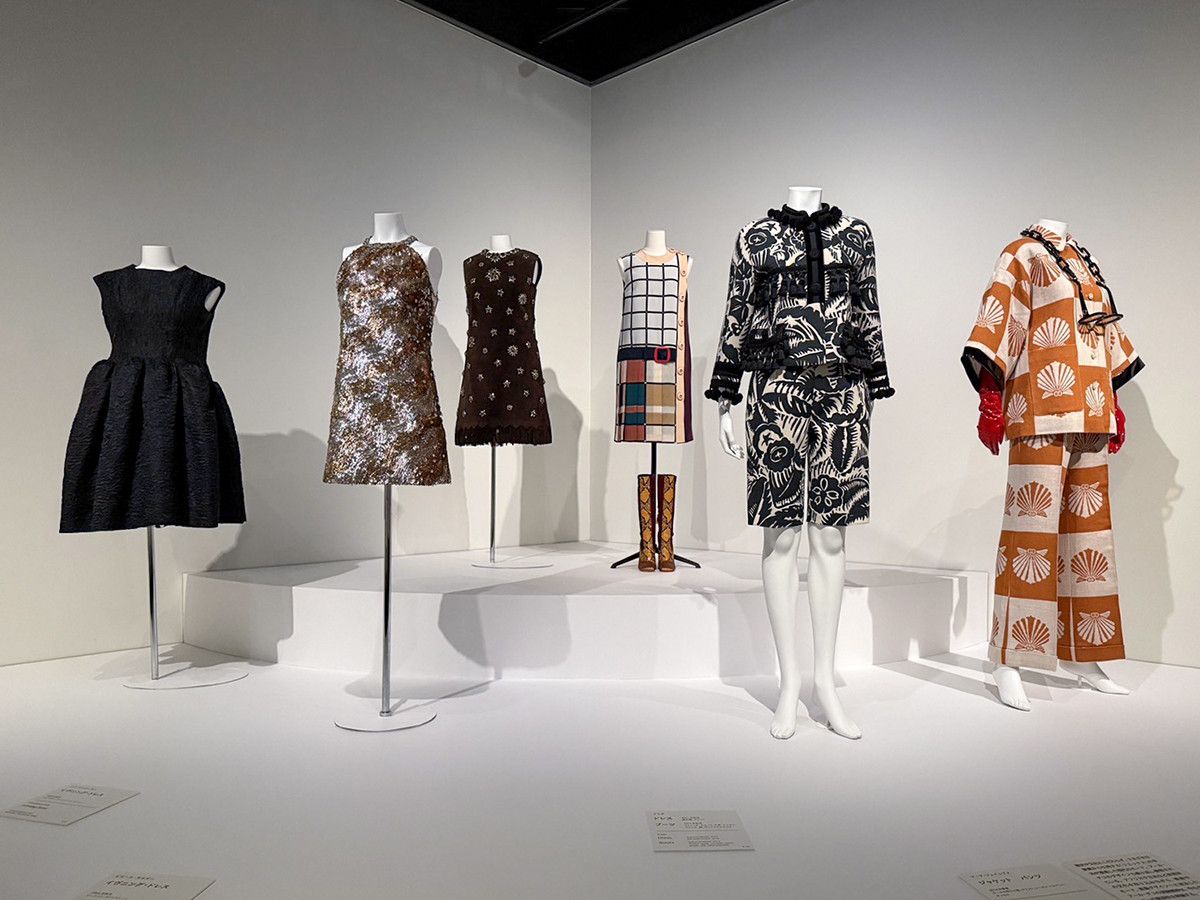 三菱一号館美術館「アール・デコとモード 京都服飾文化研究財団(KCI)コレクションを中心に」会場