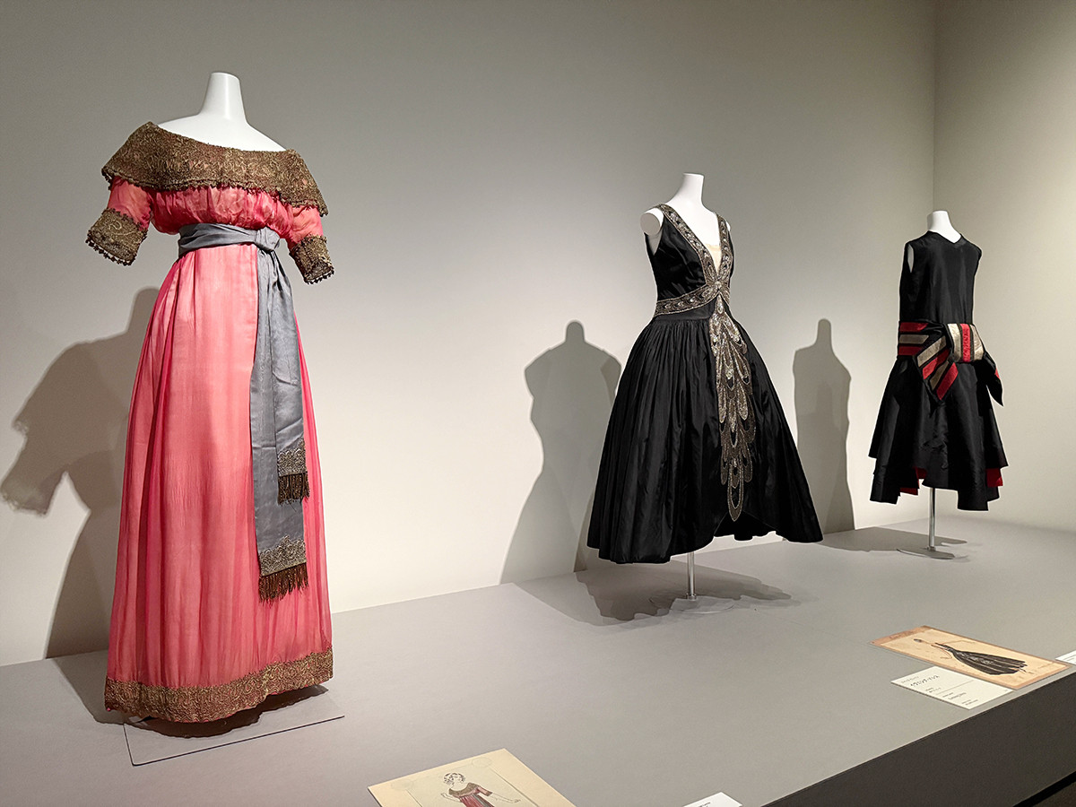 三菱一号館美術館「アール・デコとモード」会場より 第3章「オートクチュール全盛期の女性クチュリエたち」 ジャンヌ・ランバン