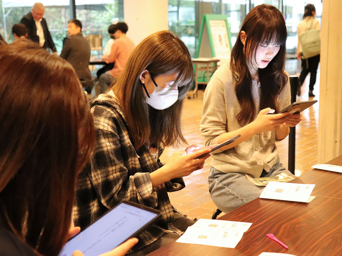 国立西洋美術館「博物館浴🄬」実証実験の様子