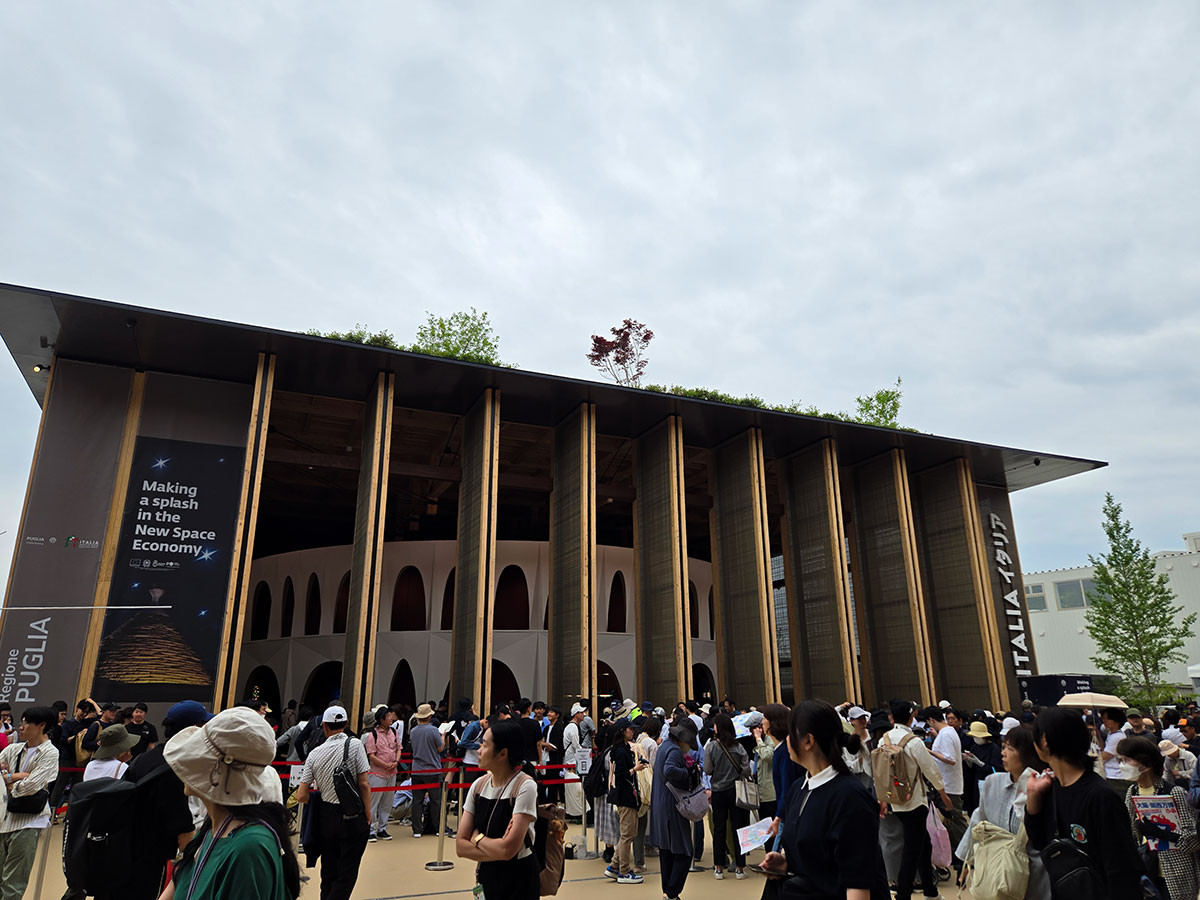 大阪・関西万博の開幕当初から賑わうイタリア館