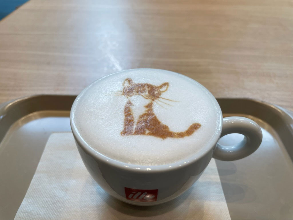 「藤城清治101歳展　生きている喜びをともに」展示風景