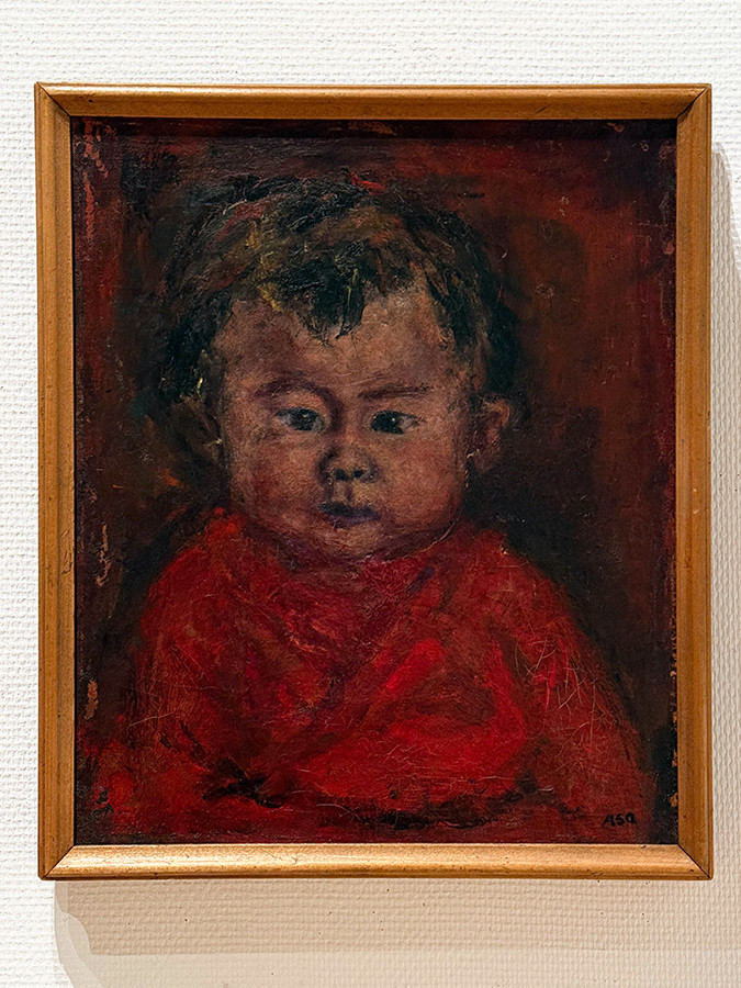 板橋区立美術館「戦後80年　戦争と子どもたち」会場より　麻生三郎《一子像》1944年（昭和19年）　第3回新人画会展　板橋区立美術館