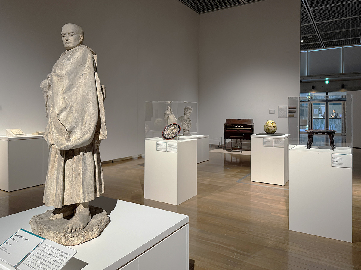 東京藝術大学大学美術館取手館「藝大取手コレクション展 2025」会場より　第3章「過去に学ぶ：未来へ繋ぐ教育資料」