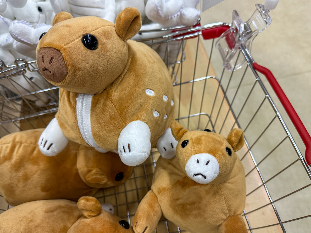 ひっくり返して、またひっくり返すぬいぐるみ（ウマ科3種）