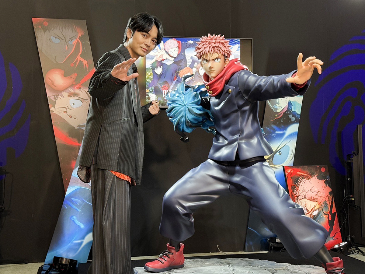 『アニメーション 呪術廻戦展 「懐玉・玉折」「渋谷事変」』会場より虎杖悠仁役の声優・榎木淳弥さん