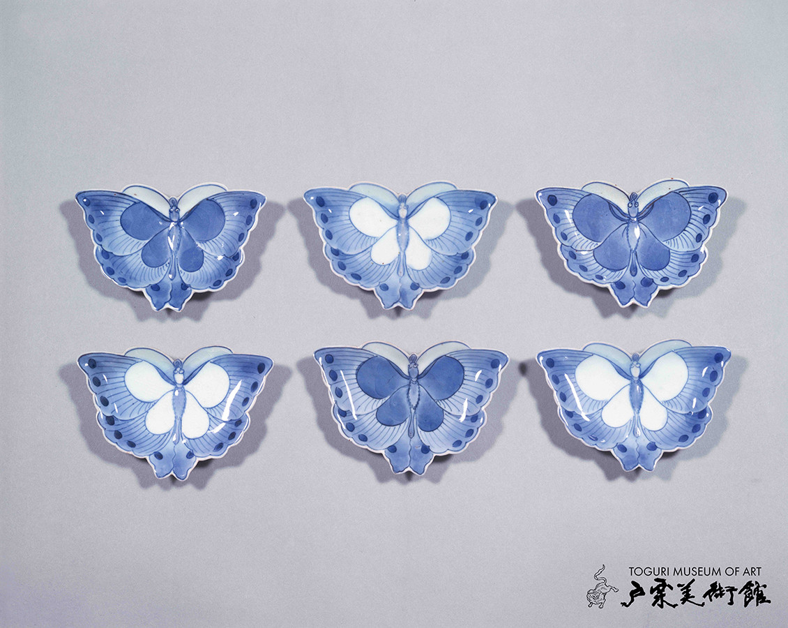 《染付 蝶形皿》伊万里　江戸時代（17世紀後半）　口径11.5×7.0㎝　戸栗美術館収蔵