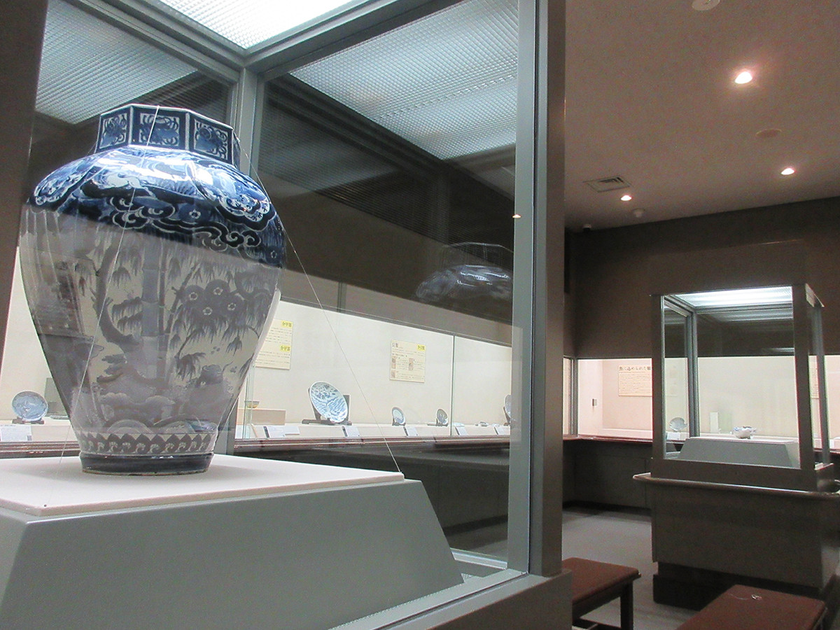 戸栗美術館「古伊万里いきもの図会展」会場