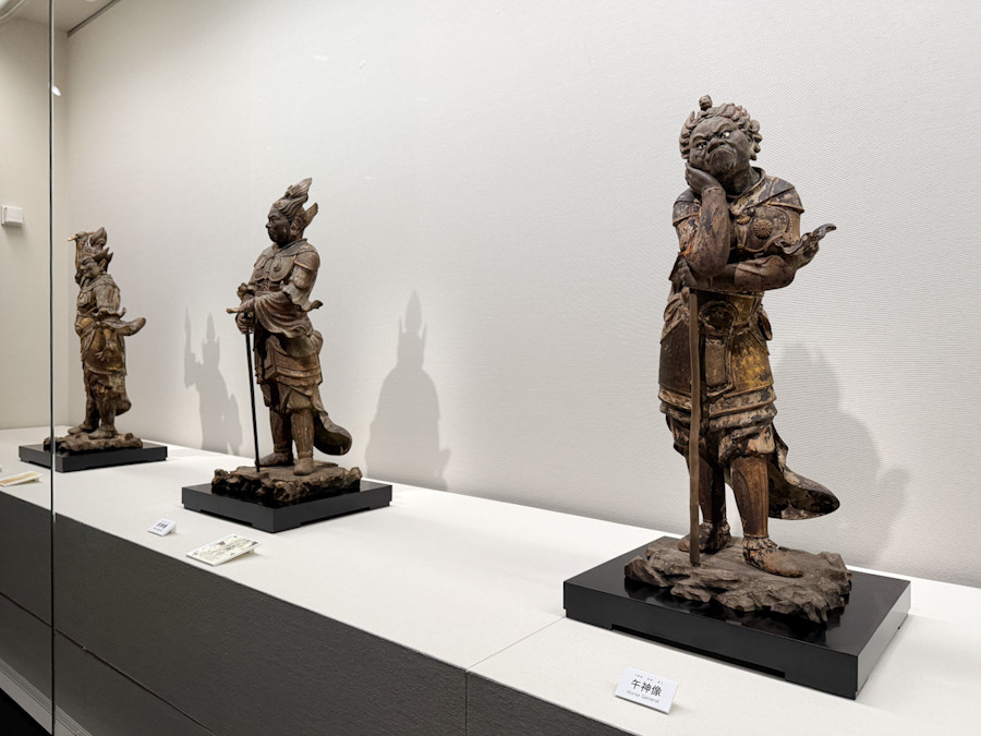 怒りと守護のかたち ─ 静嘉堂文庫美術館で「たたかう仏像」展が開催中