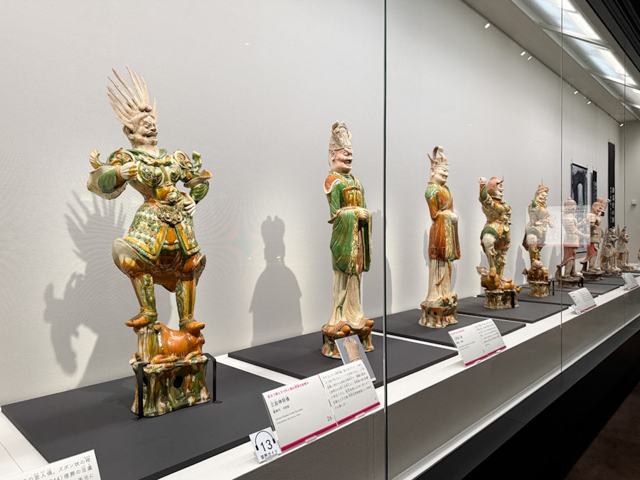 静嘉堂文庫美術館「たたかう仏像」会場