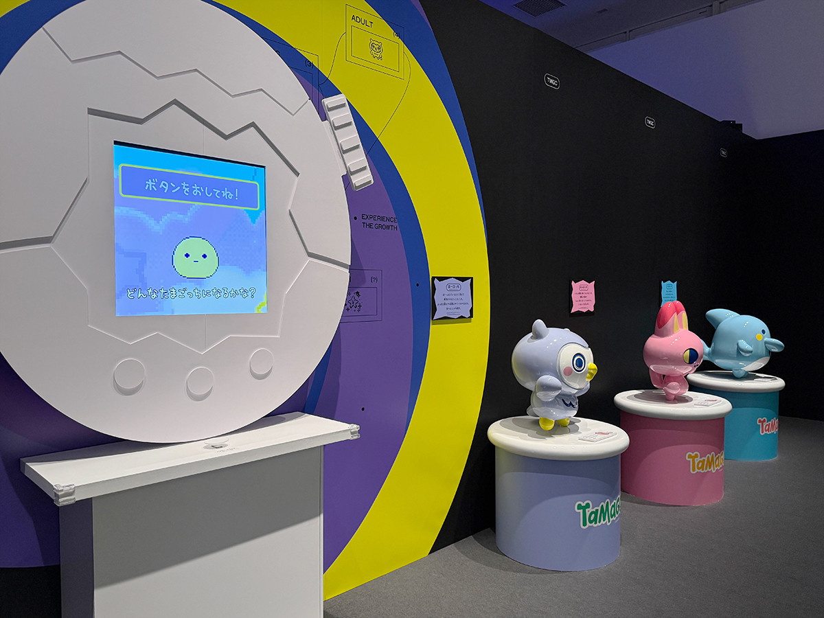 六本木ミュージアム「大たまごっち展」会場より　成長体験