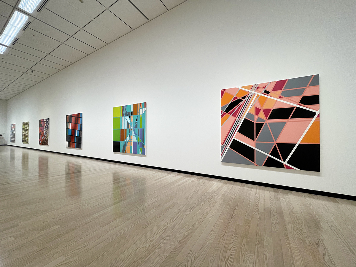 大阪中之島美術館「サラ・モリス　取引権限」会場