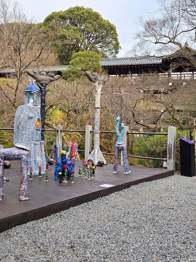 リュ・ジェユンさんは『こころの風景』を表現するのにここが一番よかったとのこと　背景は通天橋