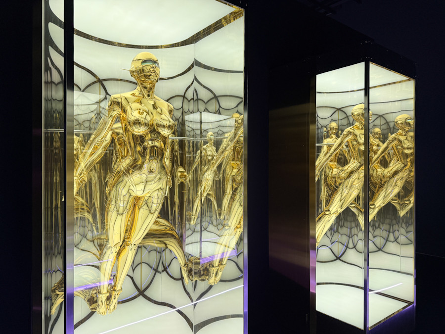 CREATIVE MUSEUM TOKYO 「SORAYAMA 光・透明・反射 －TOKYO－」会場