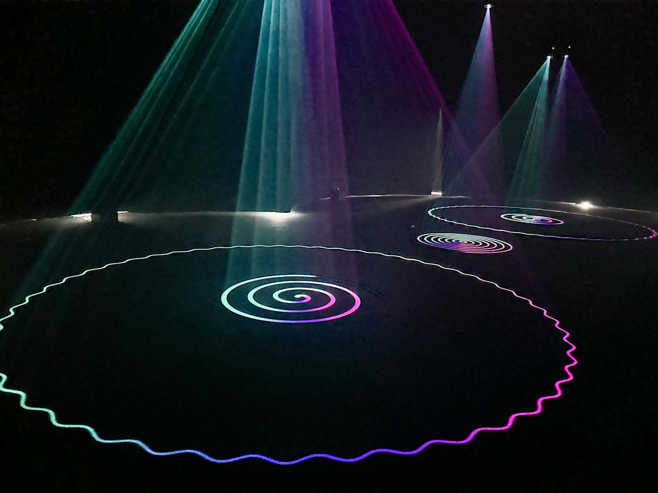 MoN Takanawa: The Museum of Narratives 展覧会「ぐるぐる展—進化しつづける人類の物語」