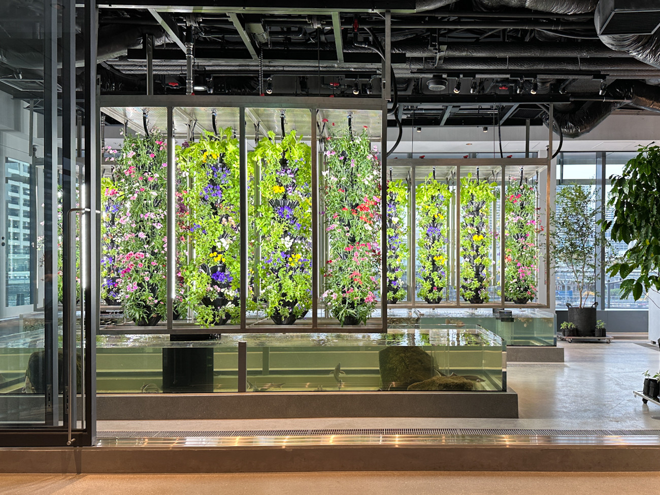 高輪ゲートウェイ駅直結の複合開発「TAKANAWA GATEWAY CITY」