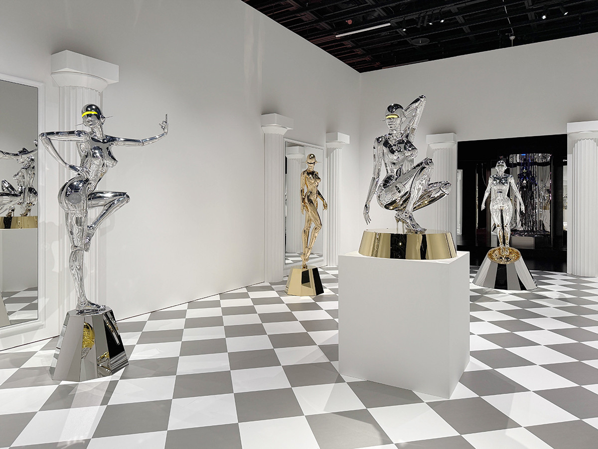 反射する未来像 ─ 「SORAYAMA　光・透明・反射　─ TOKYO ─」（レポート）