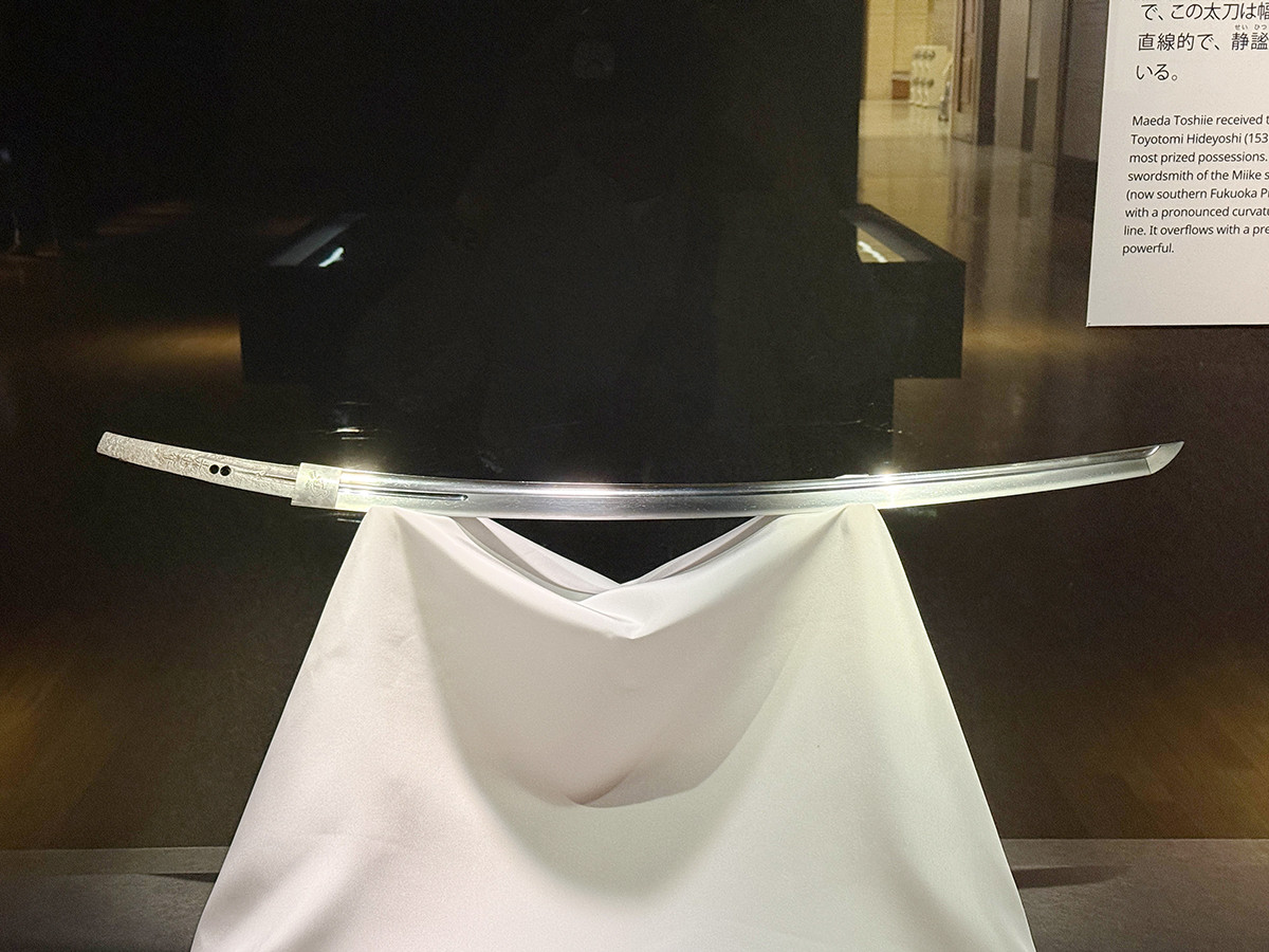 東京国立博物館「百万石!加賀前田家」会場より 国宝《太刀 銘 光世作(名物 大典太)》三池光世 平安時代・12世紀 前田育徳会