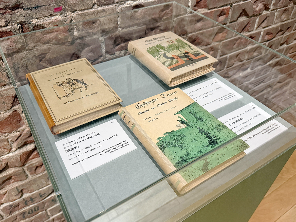 東京ステーションギャラリー「スイス絵画の異才 カール・ヴァルザー 世紀末の昏き残照」会場より　3章「挿絵と装幀」