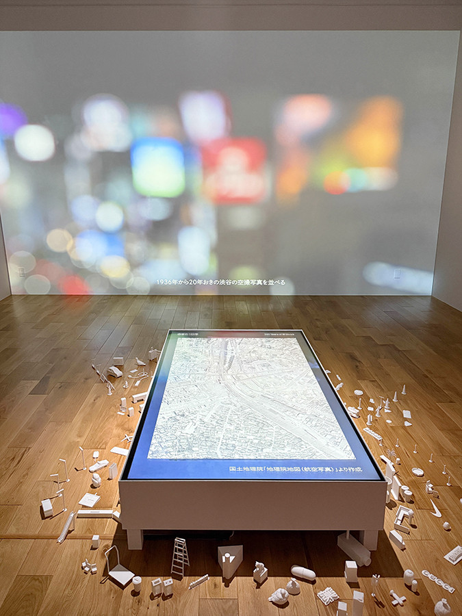 WHAT MUSEUM「波板と珊瑚礁 － 建築を遠くに投げる八の実践」会場