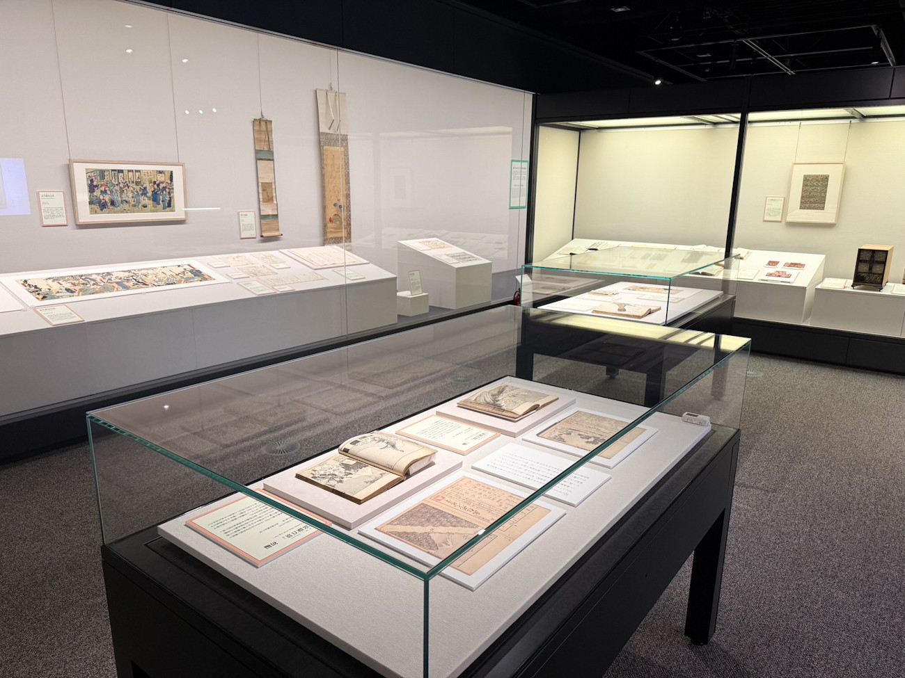 江戸東京博物館「市民からのおくりもの 令和3～7年度 新収蔵品展」会場