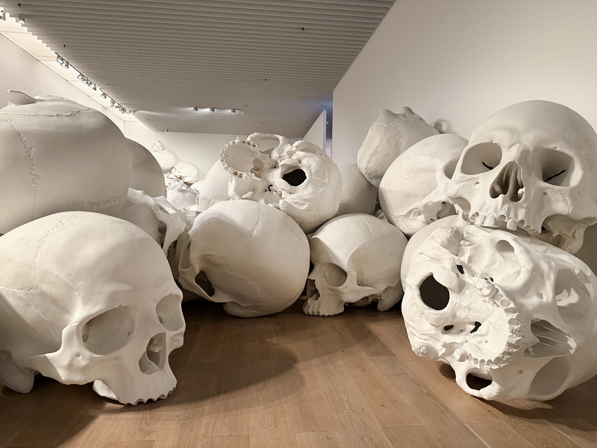 森美術館「ロン・ミュエク」展　会場