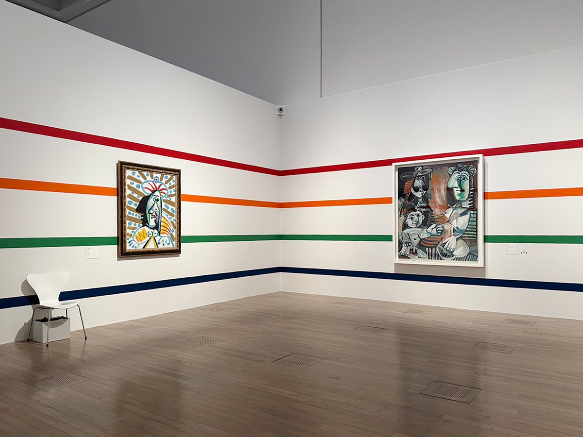 「ピカソ meets ポール・スミス　遊び心の冒険へ」国立新美術館　2026年　展示風景