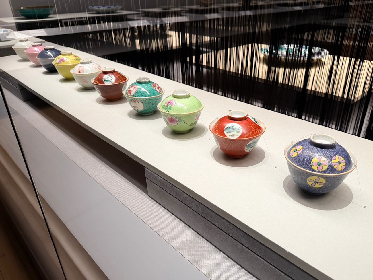 サントリー美術館「眼のごちそう　食器」会場