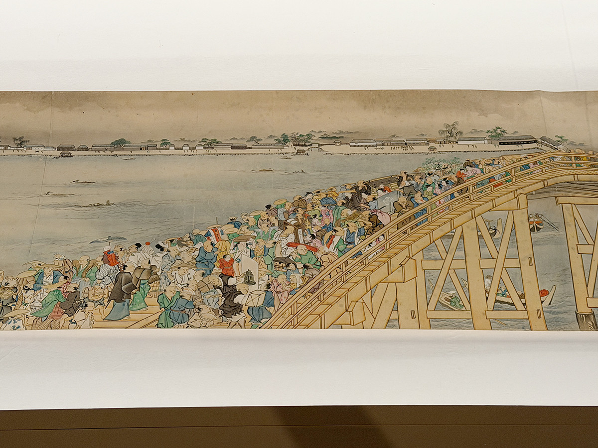 東京都美術館「大英博物館日本美術コレクション　百花繚乱」会場より　狩野休栄《隅田川長流図巻》中巻　宝暦〜明和年間（1751–1772）大英博物館