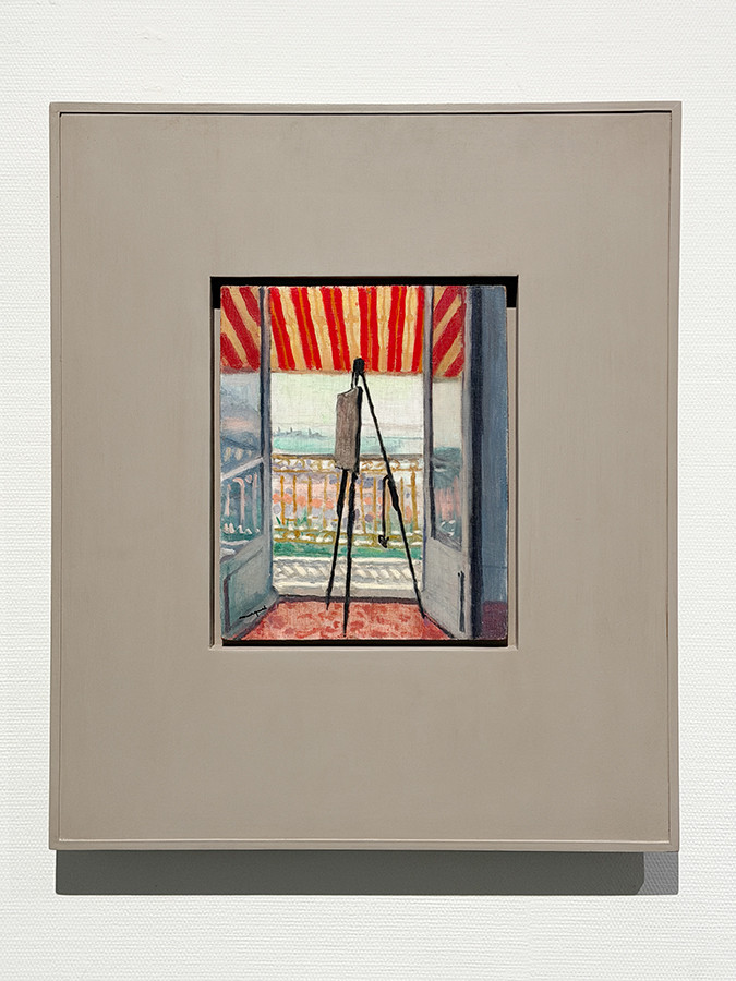 SOMPO美術館「開館50周年記念 アルベール・マルケ展」会場より アルベール・マルケ《バルコニー、または縞模様の日よけ》1945年頃 パリ、プロシュ・コレクション(協力:パリ、ギャルリー・ド・ラ・プレジダンス)