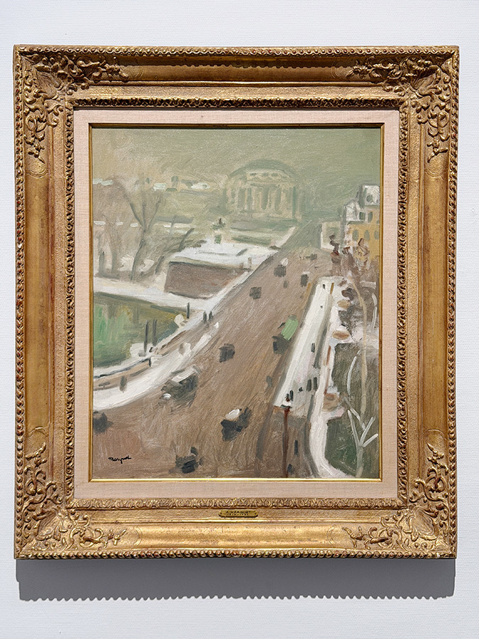 SOMPO美術館「開館50周年記念　アルベール・マルケ展」会場より　アルベール・マルケ《雪と緑色の空、パリ（ポン＝ヌフ）》［冬のパリ（ポン・ヌフ）］1947年2月　上原美術館