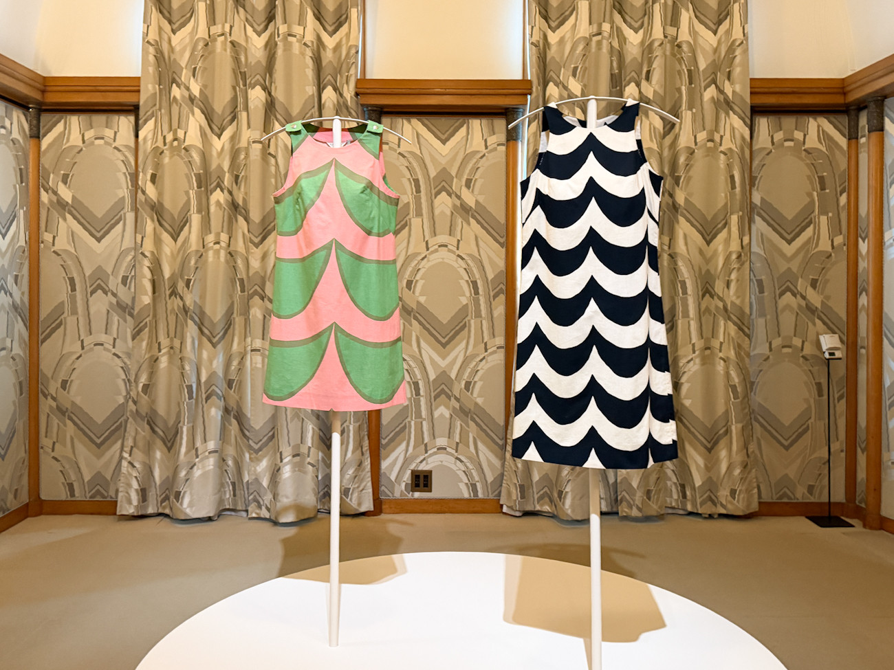 東京都庭園美術館「マリメッコ展 模様のちから」