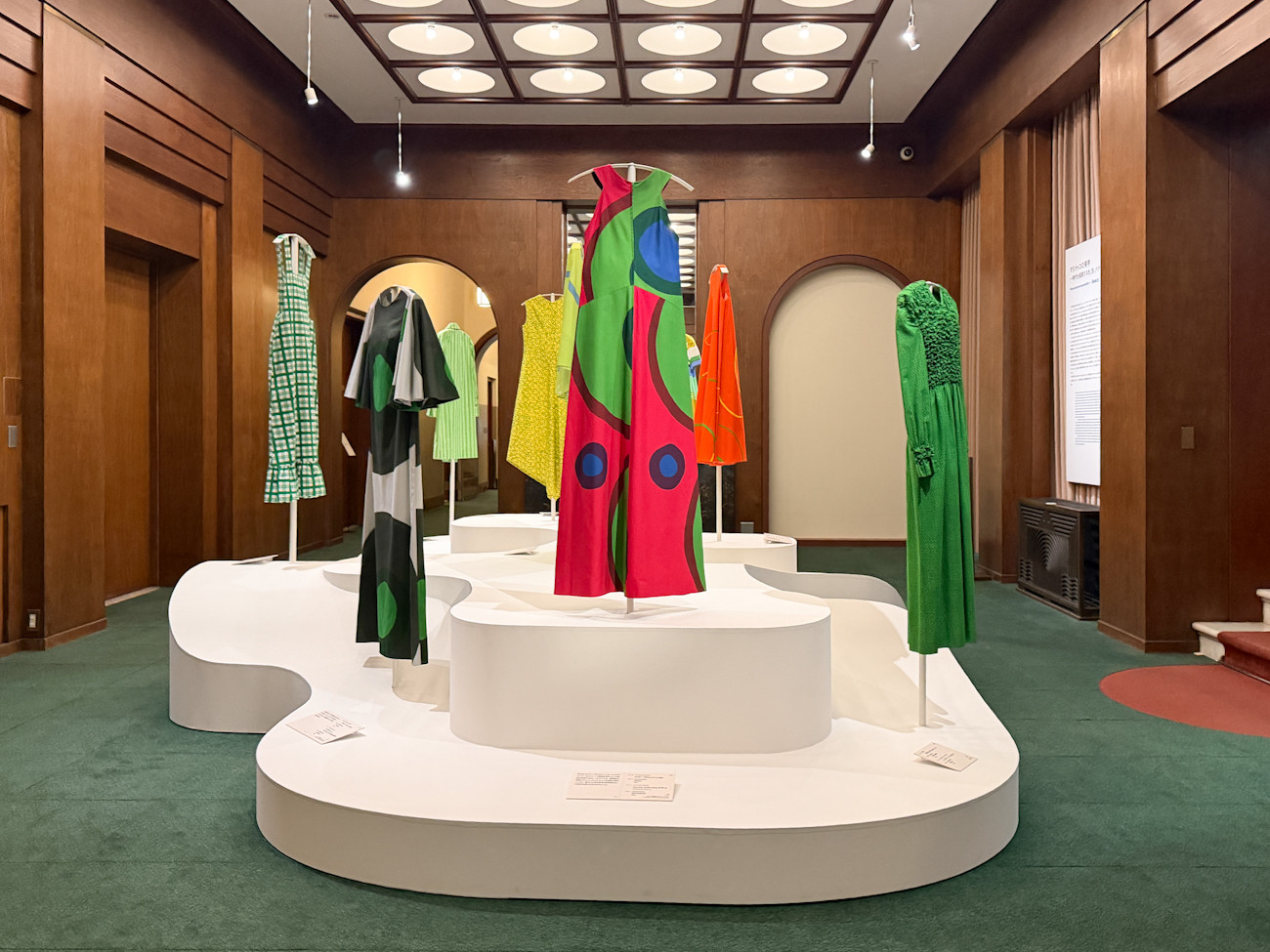 暮らしと心を明るく彩るフィンランド発の美しき世界 ─ 「マリメッコ展 模様のちから」